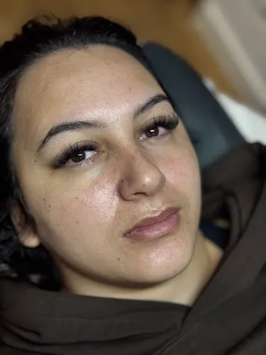 8 - Hair On Waterside