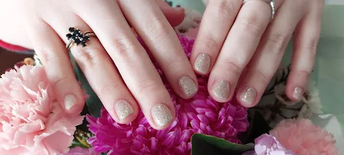 5 - Hair Room On Russell