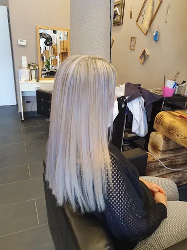 1 - HAIR STUDIO ANITA