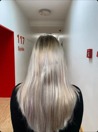 8 - Hairclub Friseure - Friseur Bad Krozingen