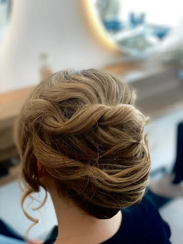 5 - HAIRCRAZE by Naomi