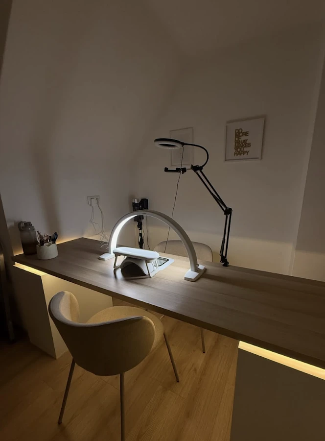 1 - Hairline Wimmer Friseur -- u Nageldesign