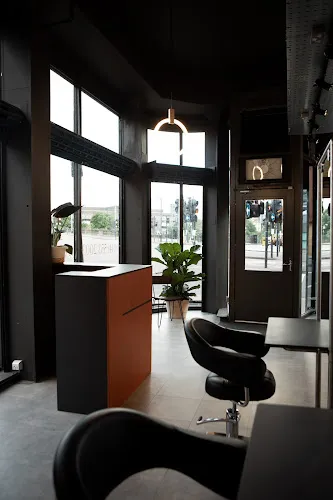 2 - Hairs & Graces Glasgow Ltd