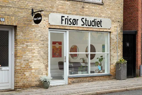 1 - Hairstreet frisør