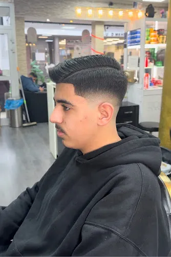 3 - Hairstyling & Beauty Leyla