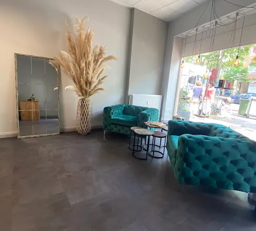 4 - Hairstylist Yüksel Özyilmaz