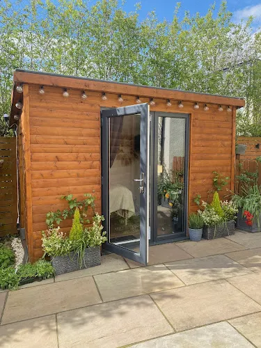 7 - Halo Hair and Beauty