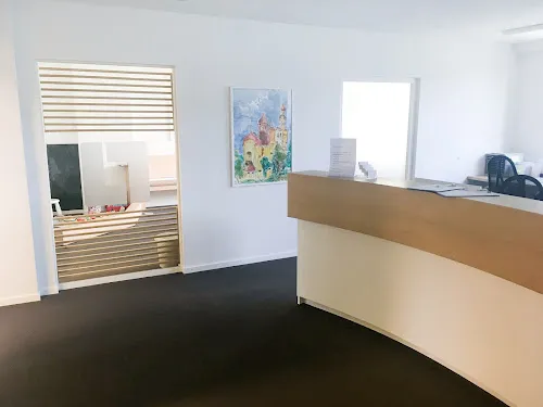 4 - Hals-Nasen-Ohren-Arzt Praxis HNOeins