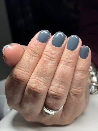 4 - Halstead Nail Bar