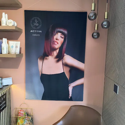 4 - Hani Beauty Salon