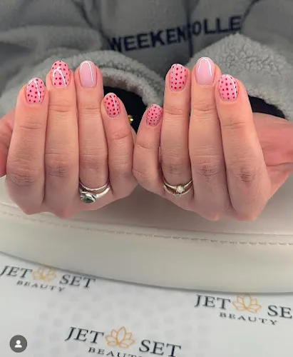 6 - HANNA Beauty&Laser