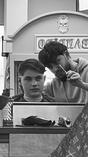 5 - Happy Hair Harsewinkel