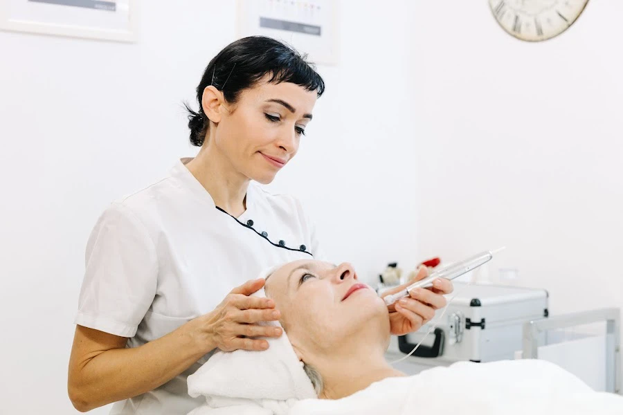 1 - Haus & Hof Friseur Reithmayer - Der Salon