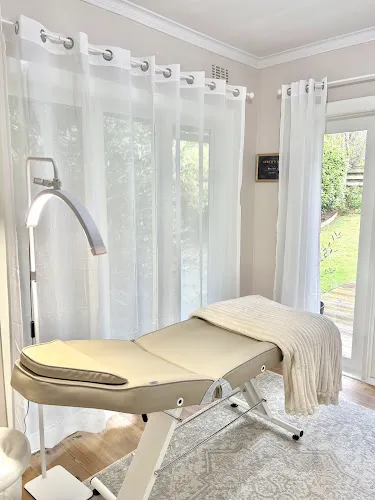 3 - Haus Of Glam Nail and Lash studio