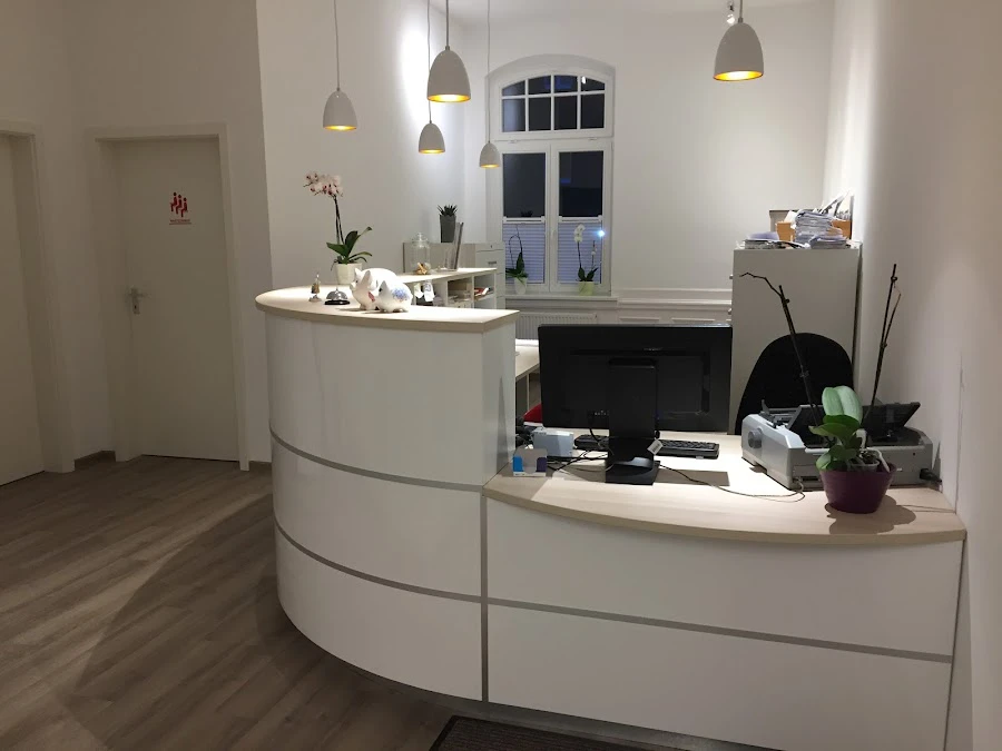 1 - Hausärztliche Gemeinschaftspraxis Wenzel & Salzer