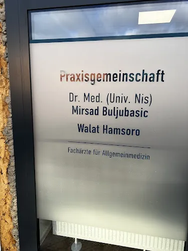 6 - Hausarzt Herr Walat Hamsoro