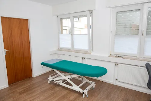 2 - Hausarztpraxis Abuzahra und Elskens