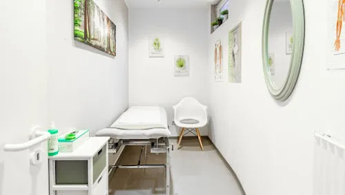 3 - Hausarztpraxis Berlin / Dumitrascu