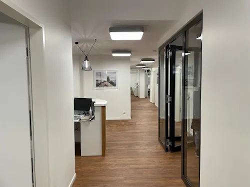 2 - Hausarztpraxis Dr. med. Jens Bräuer, Dr. med. Gabriele Friedhoff u. Marei Giulini, Internisten