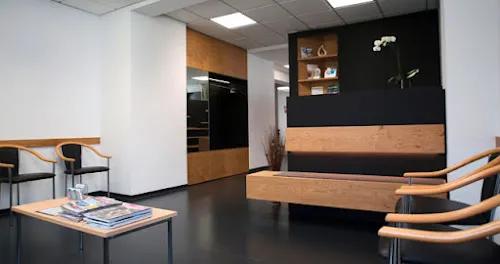 2 - Hautarztpraxis Dr. Stefan und Dr. Ursula Uhlich