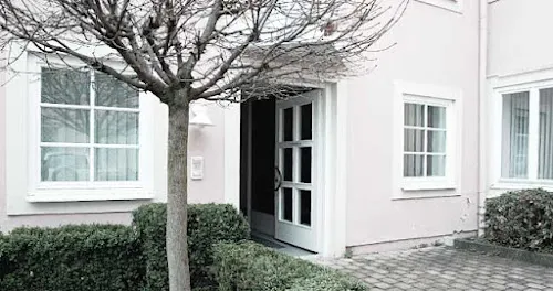 4 - Hautarztpraxis Dr. Stefan und Dr. Ursula Uhlich