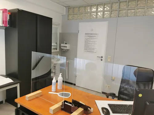 3 - Hautarztpraxis Drs.Linzbach & Schleussner