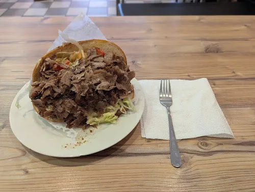 3 - HBB Store Schnell-Imbiss