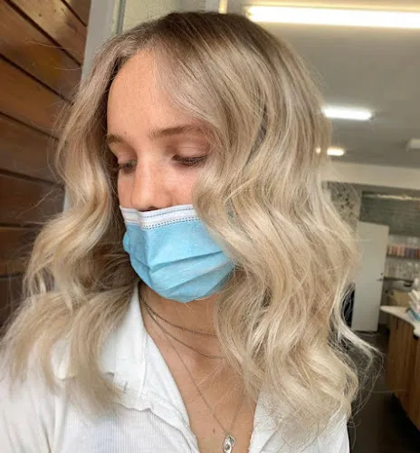 6 - Head First Hair Design