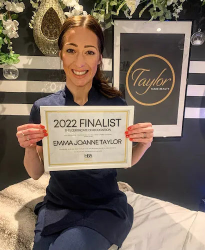 6 - Headhunters Hair Salon