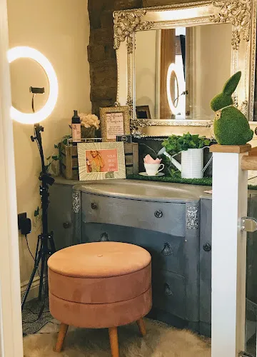 7 - Headhunters Hair Salon