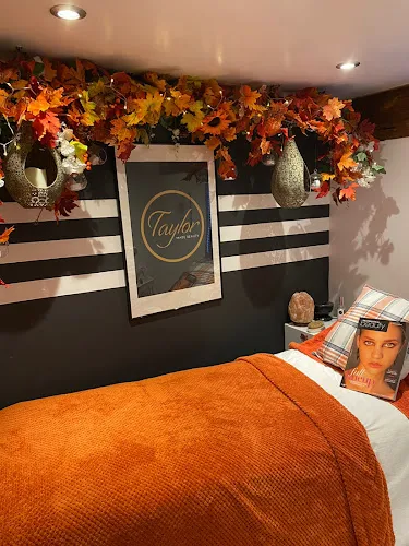 3 - Headhunters Hair Salon