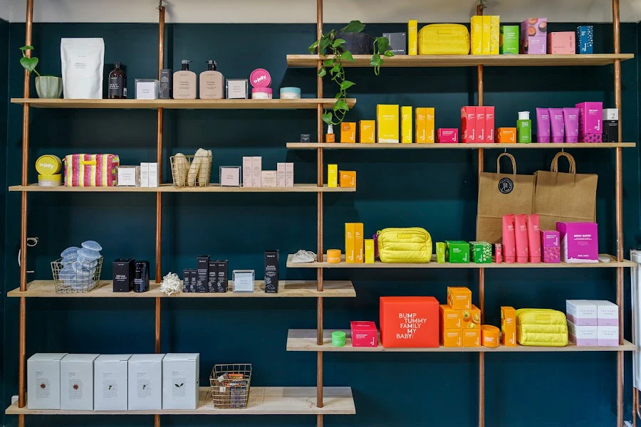 1 - Headlines Hair & Beauty Salon (incorporating Niche Hair Design)