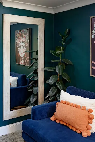 3 - Headlines Hair & Beauty Salon (incorporating Niche Hair Design)