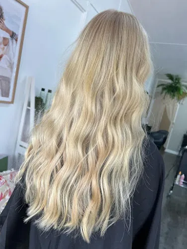 2 - Heavenly Brows & Beauty