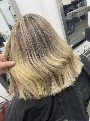 3 - Heavenly Brows & Beauty