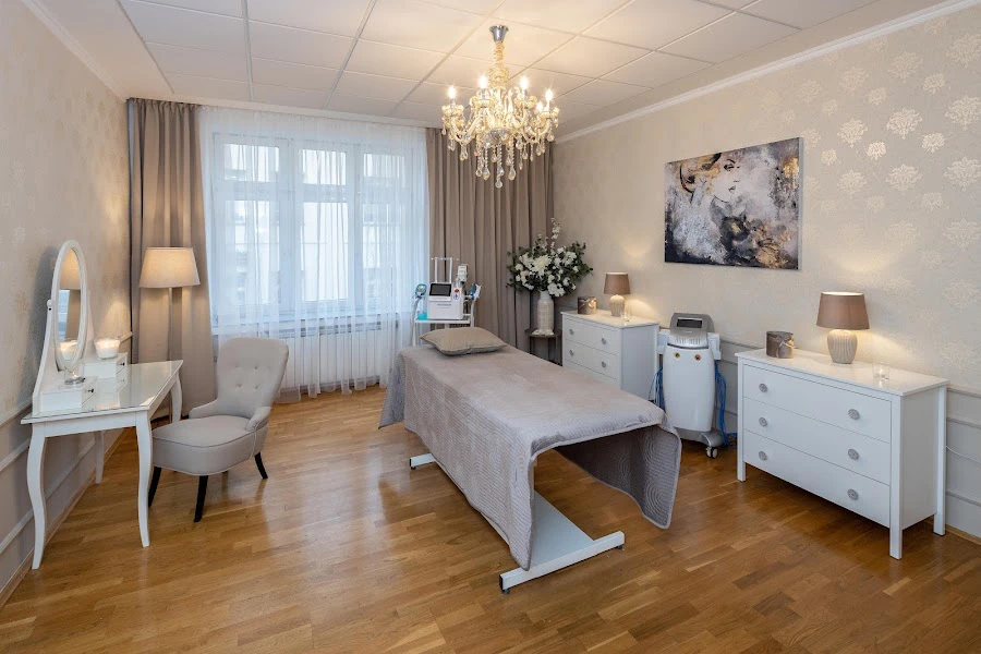 1 - Helios Hair Salon