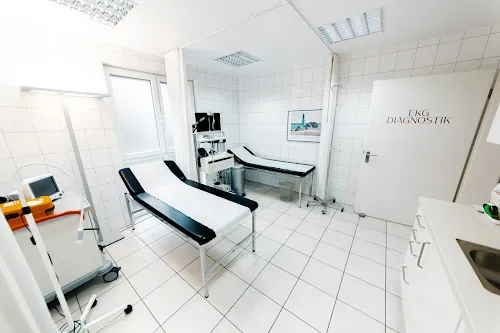 3 - Herr Dipl.-Med. Ahmad Mounzer