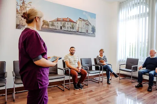 2 - Herr Dipl.-Med. Thomas Hey