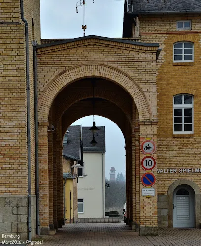 8 - Herr Dipl.-Stom. Uwe Simon