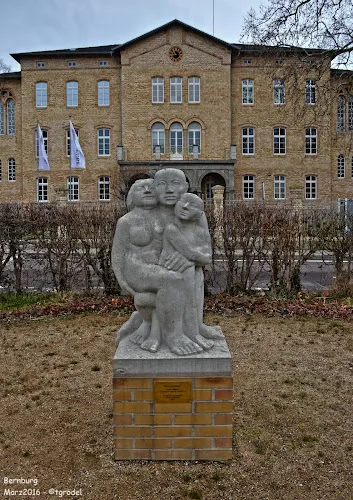 5 - Herr Dipl.-Stom. Uwe Simon