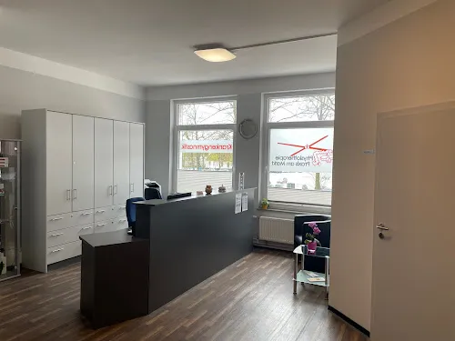 2 - Herr Dr. Leonidas Tsiropoulos