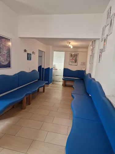 6 - Herr Dr. med. Andreas Henneken