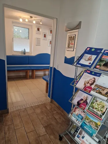 4 - Herr Dr. med. Andreas Henneken