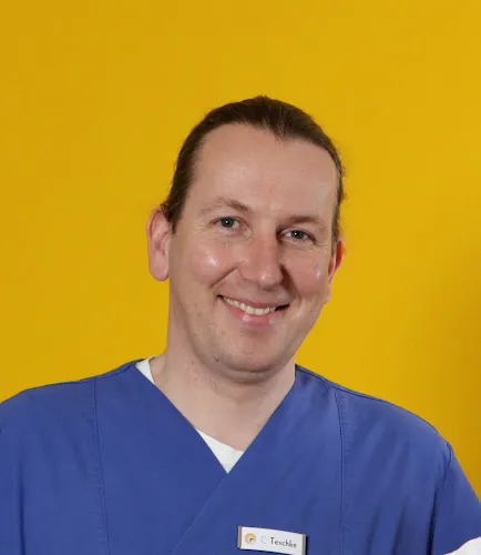 3 - Herr Dr. med. Axel Schröder