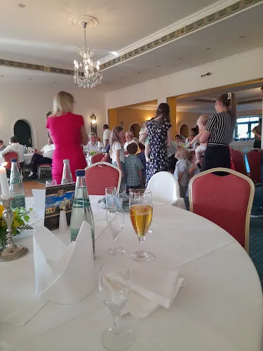 8 - Herr Dr. med. Bernd-Michael Pratsch