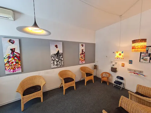 2 - Herr Dr. med. Bernhard Kessler