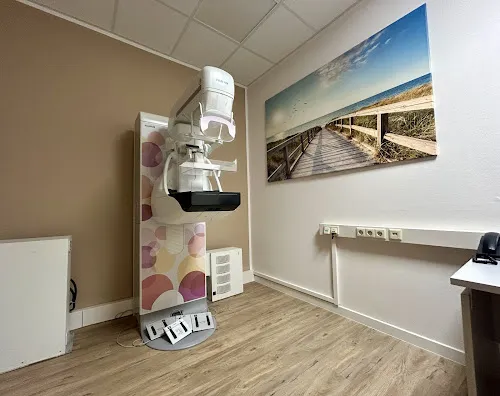 6 - Herr Dr. med. Carsten Nieke