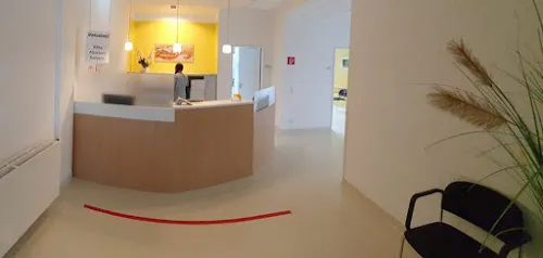 3 - Herr Dr. med. David Borquez