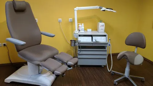 2 - Herr Dr. med. Dieter Stübinger