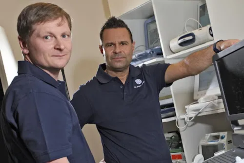 1 - Herr Dr. med. Dirk Engel